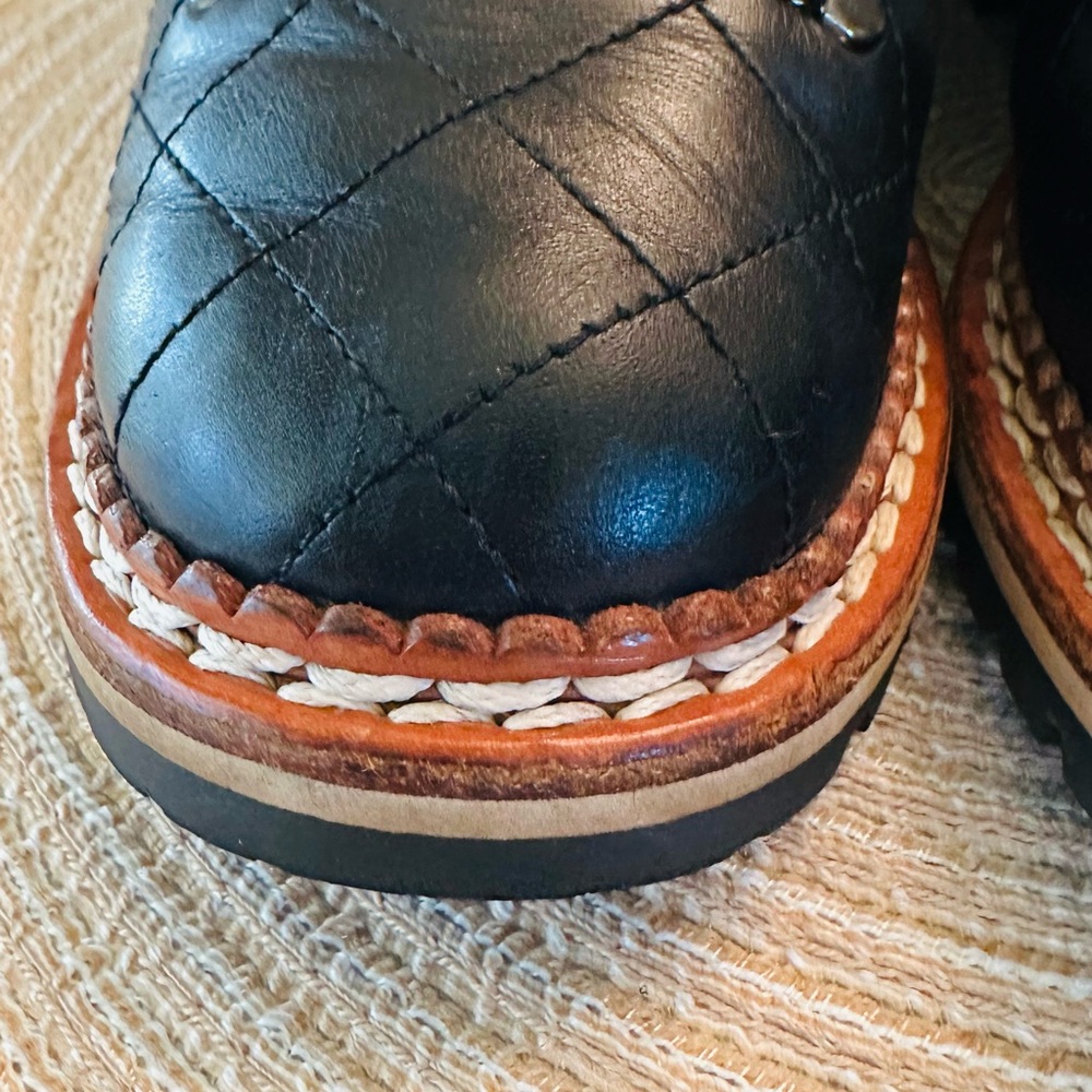 Chanel Chic Black Quilted Women's Boots - Picture 13 of 13